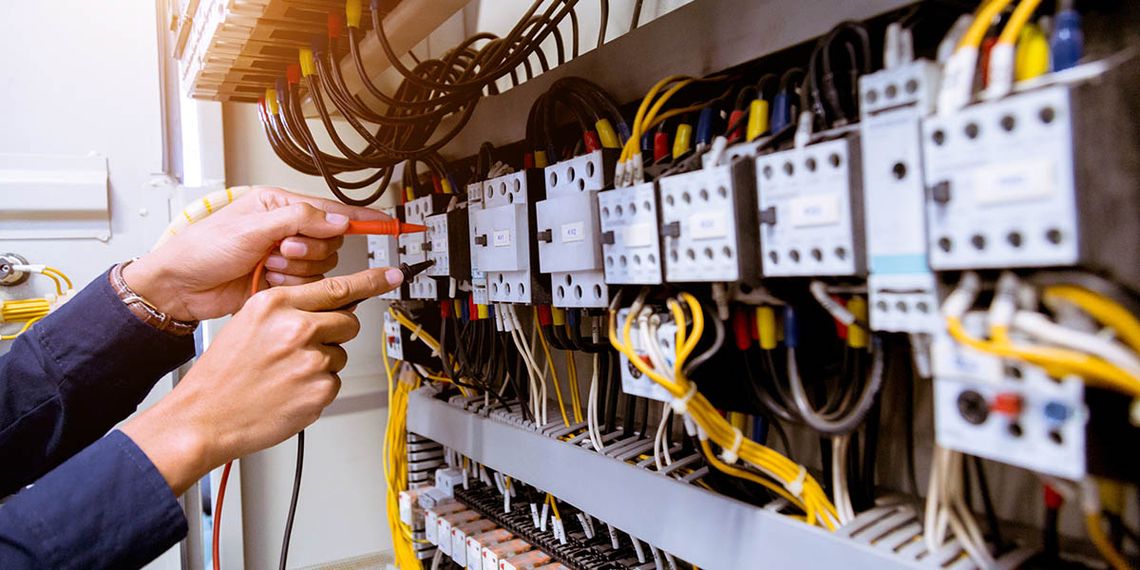 E-Check DGUV V3 Prüfung – Schutz vor Gefahren durch fehlerhafte Technik